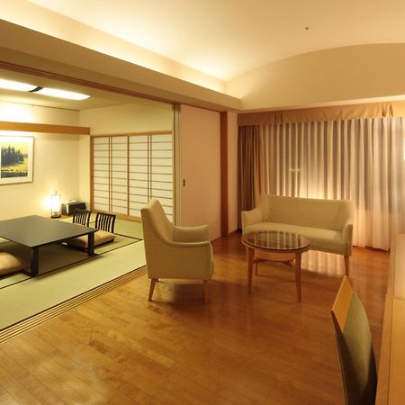 Royal Pines Hotel Urawa Szaitama Szoba fotó