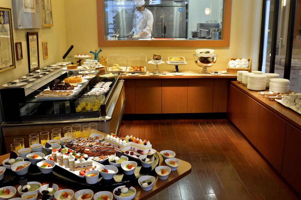 Royal Pines Hotel Urawa Szaitama Kültér fotó