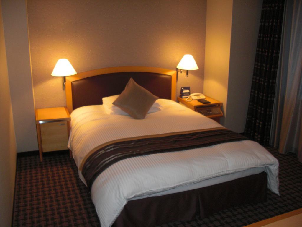 Royal Pines Hotel Urawa Szaitama Kültér fotó