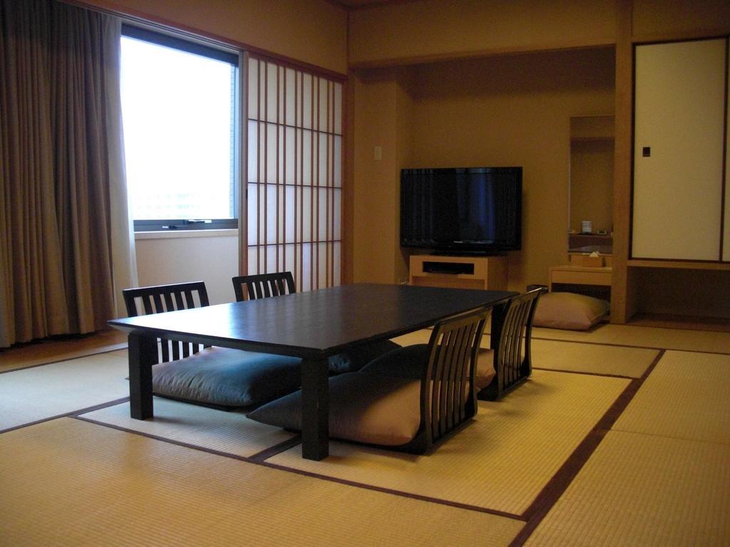 Royal Pines Hotel Urawa Szaitama Kültér fotó