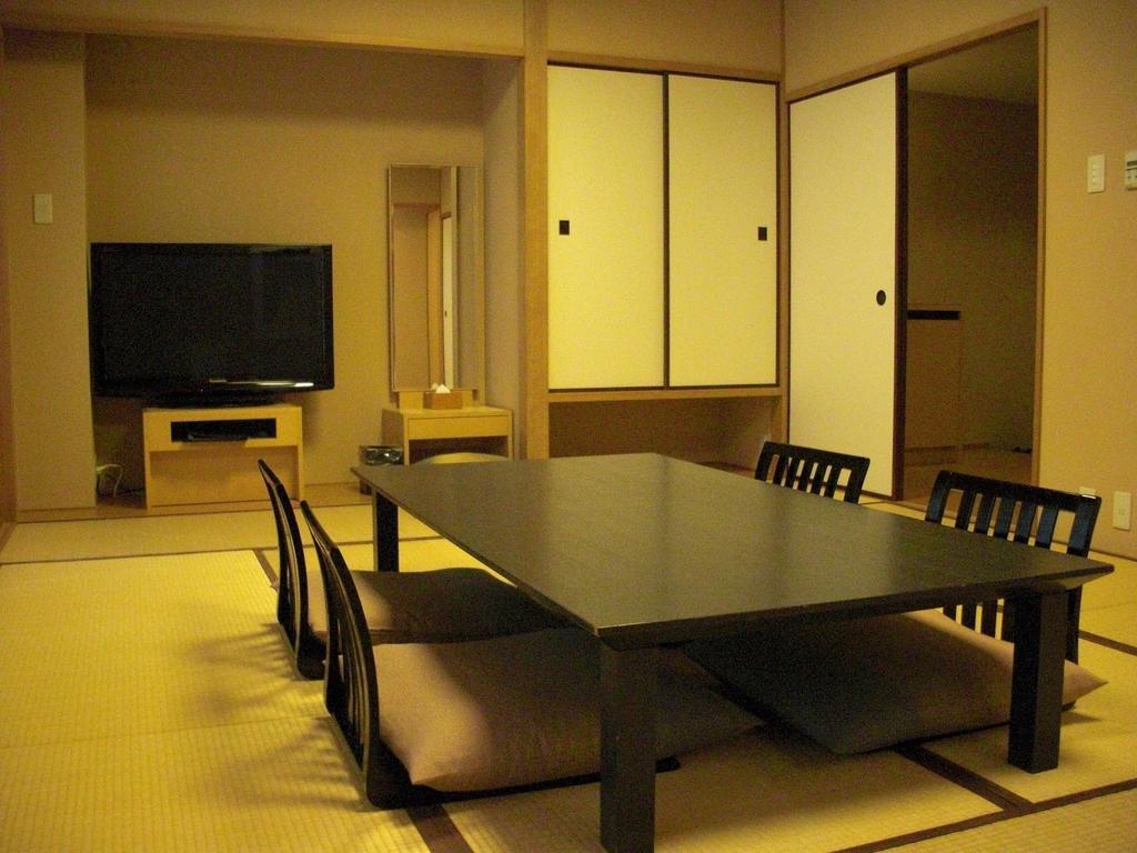 Royal Pines Hotel Urawa Szaitama Kültér fotó